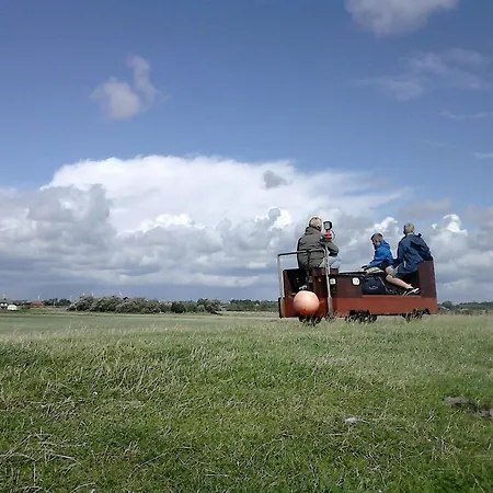 Apartamento Haus Halligblick, Am Wattenmeer, Whg Langenness